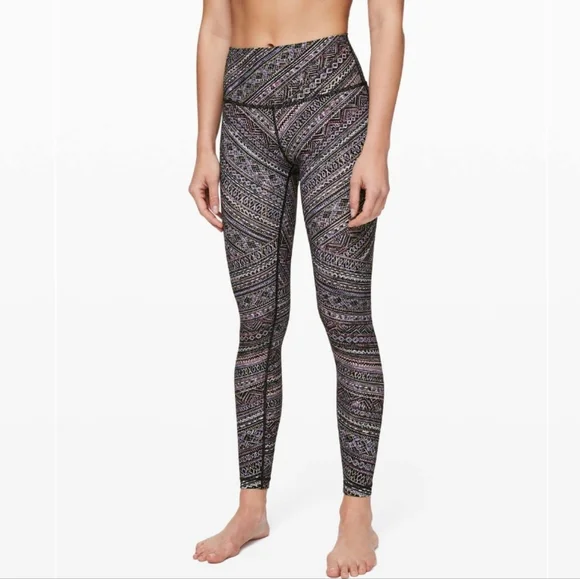 Size 4🍋LULULEMON Wunder Under High-Rise Tight *Engineered Full-On Luxtreme 28" - Picture 6 of 7